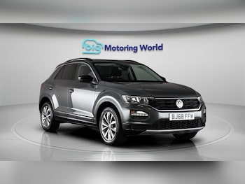 Used Volkswagen T-Roc 2018 for sale - 78531328: Photo