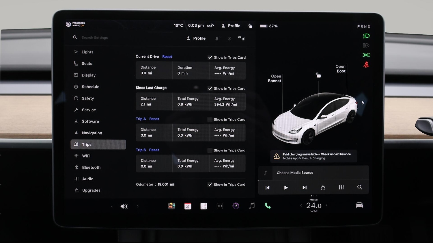 Used Tesla Model 3 2021 for sale - 76742674: Photo 11