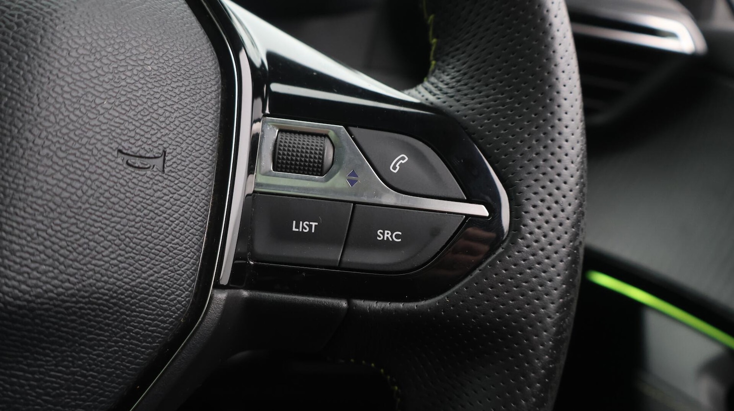 Used Peugeot 2008 2020 for sale - 76456896: Photo 28