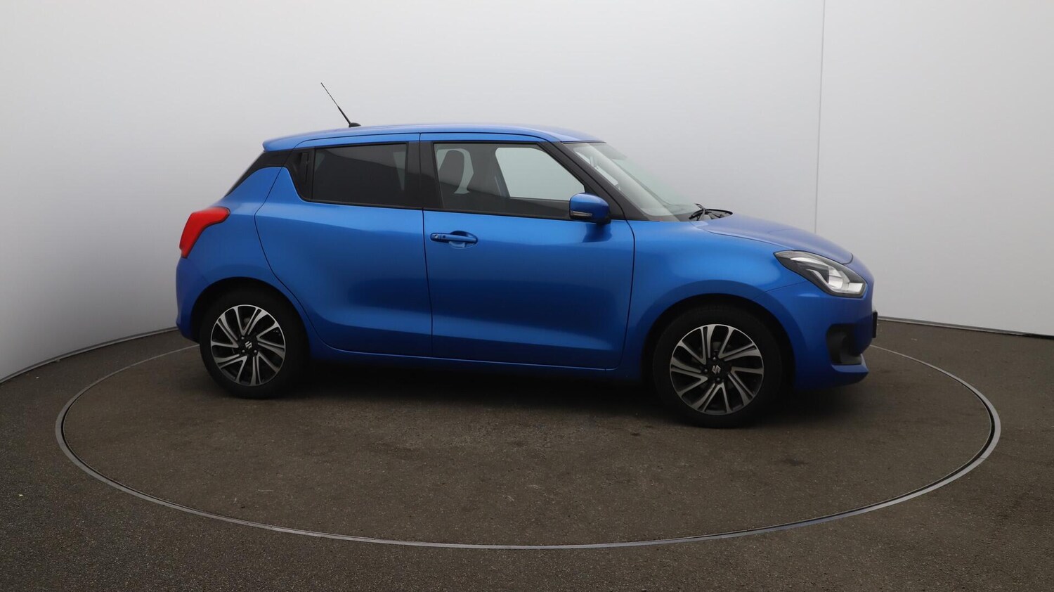 Used Suzuki Swift 2022 for sale - 75915725: Photo 47