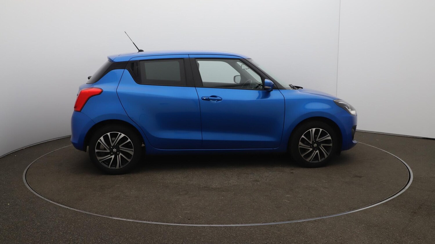 Used Suzuki Swift 2022 for sale - 75915725: Photo 49