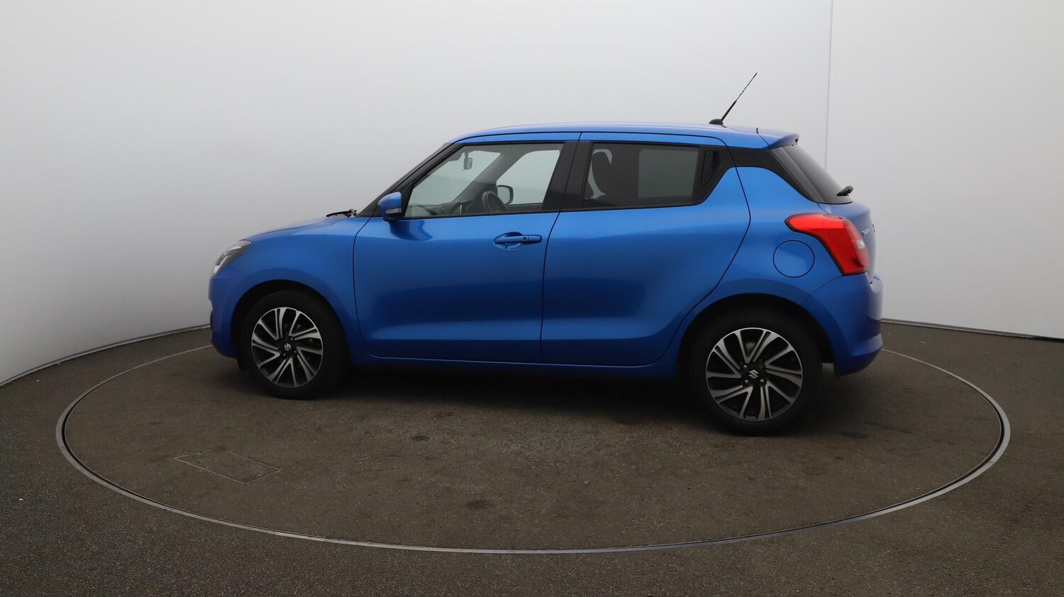 Used Suzuki Swift 2022 for sale - 75915725: Photo 57