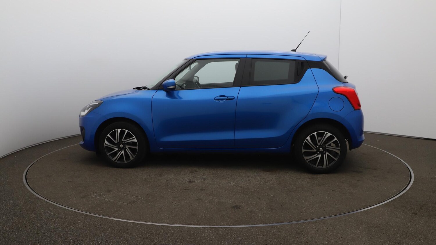 Used Suzuki Swift 2022 for sale - 75915725: Photo 63