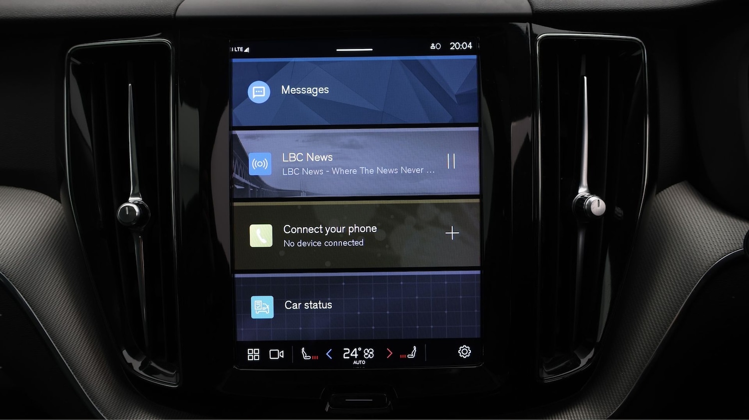 Used Volvo XC60 2023 for sale - 77516615: Photo 11