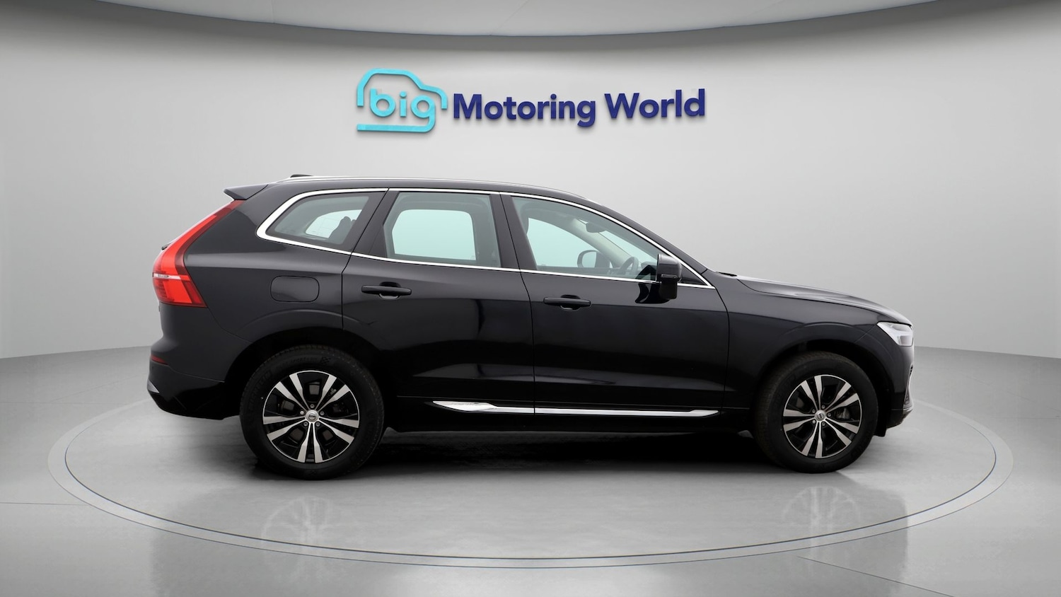 Used Volvo XC60 2023 for sale - 77516615: Photo 8