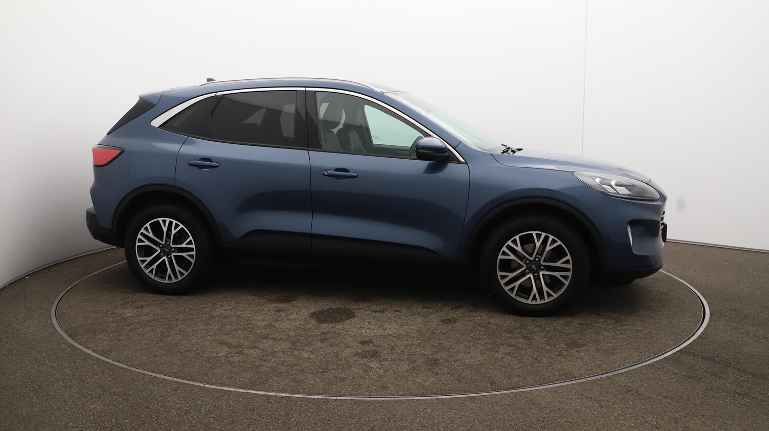 Used Ford Kuga 2022 for sale - 76189555: Photo 48