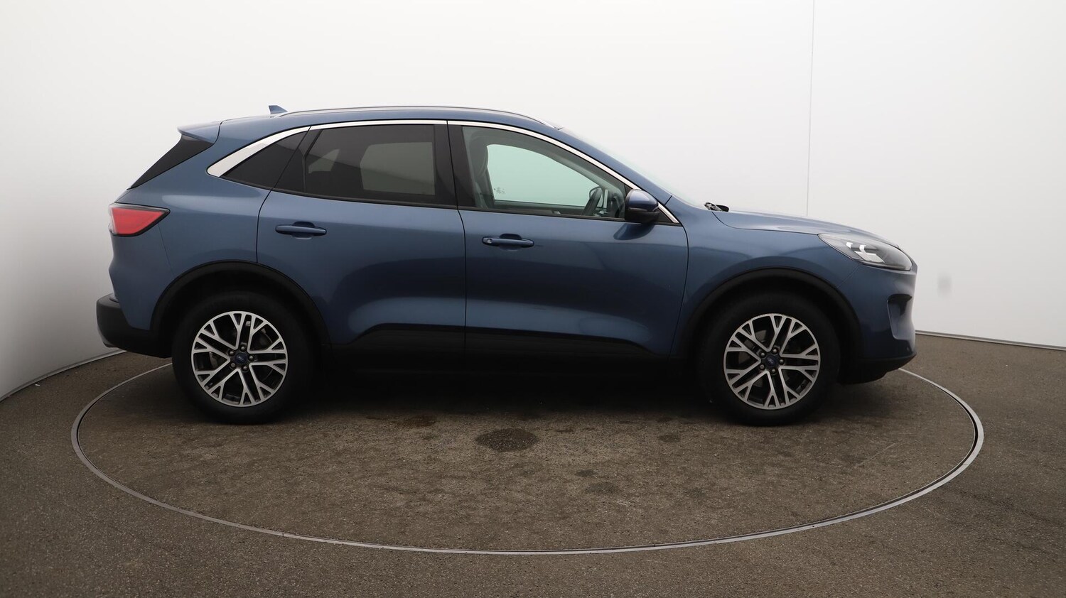 Used Ford Kuga 2022 for sale - 76189555: Photo 49