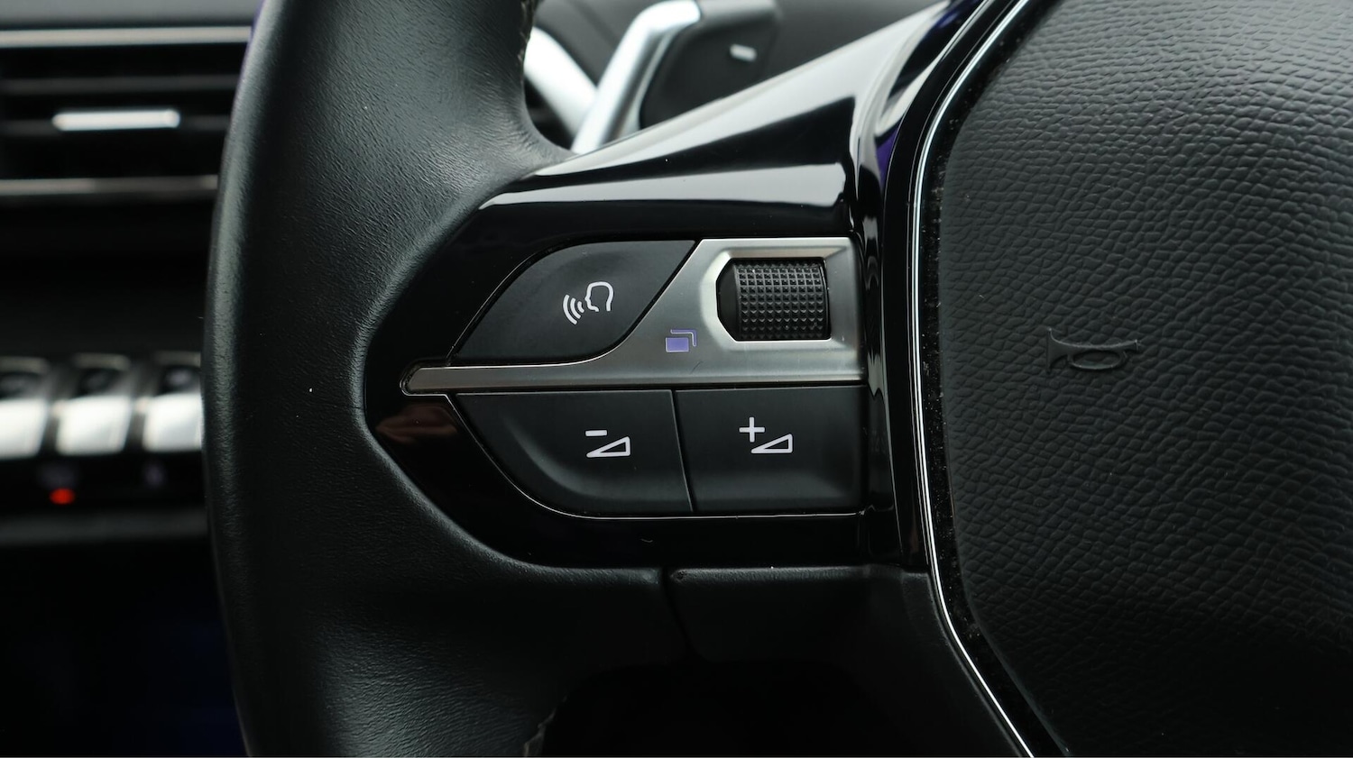 Used Peugeot 5008 2020 for sale - 76700794: Photo 25