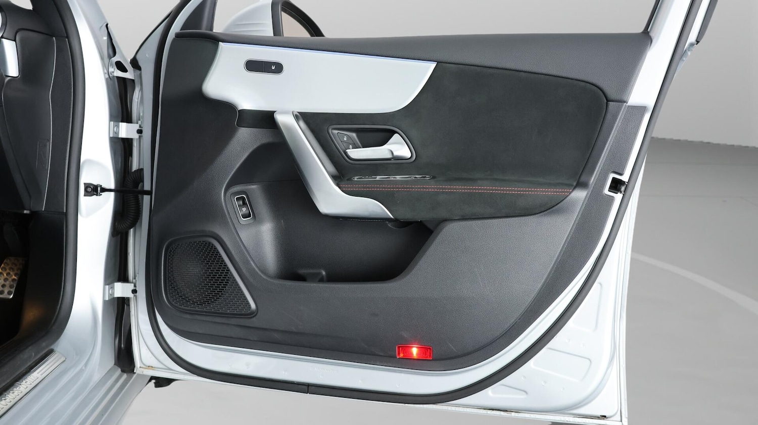 Used Mercedes-Benz A-Class 2023 for sale - 76095168: Photo 16