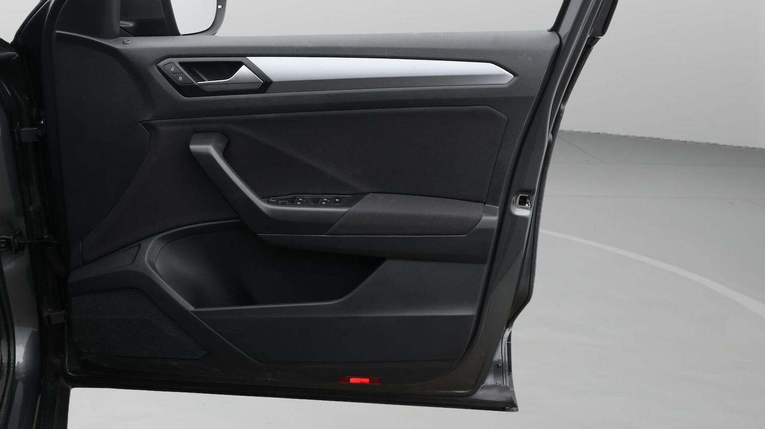 Used Volkswagen T-Roc 2023 for sale - 76431827: Photo 15