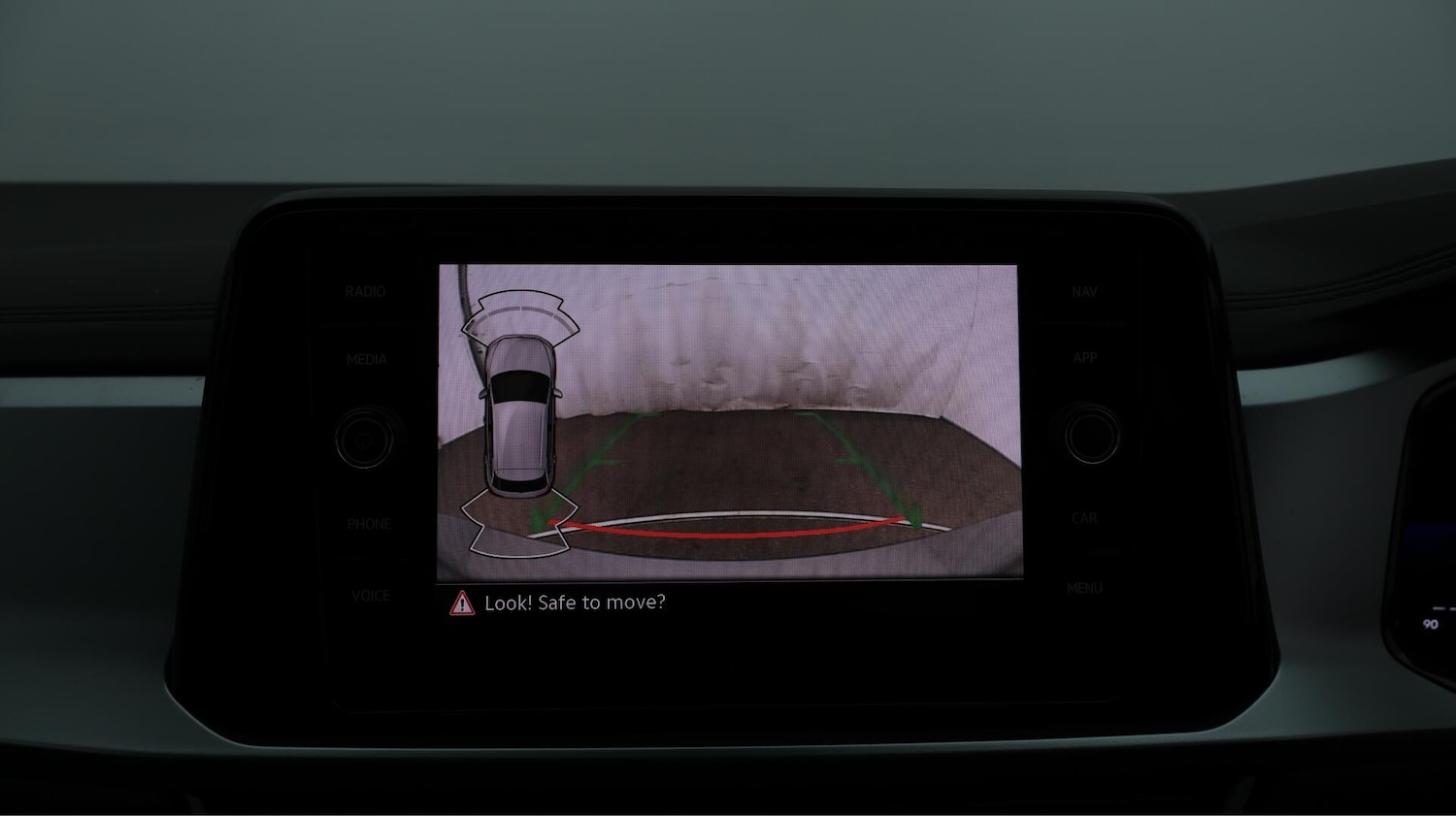 Used Volkswagen T-Roc 2023 for sale - 76431827: Photo 23