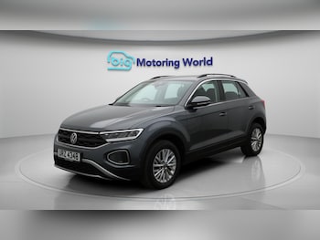 Used Volkswagen T-Roc 2023 for sale - 76431827: Photo