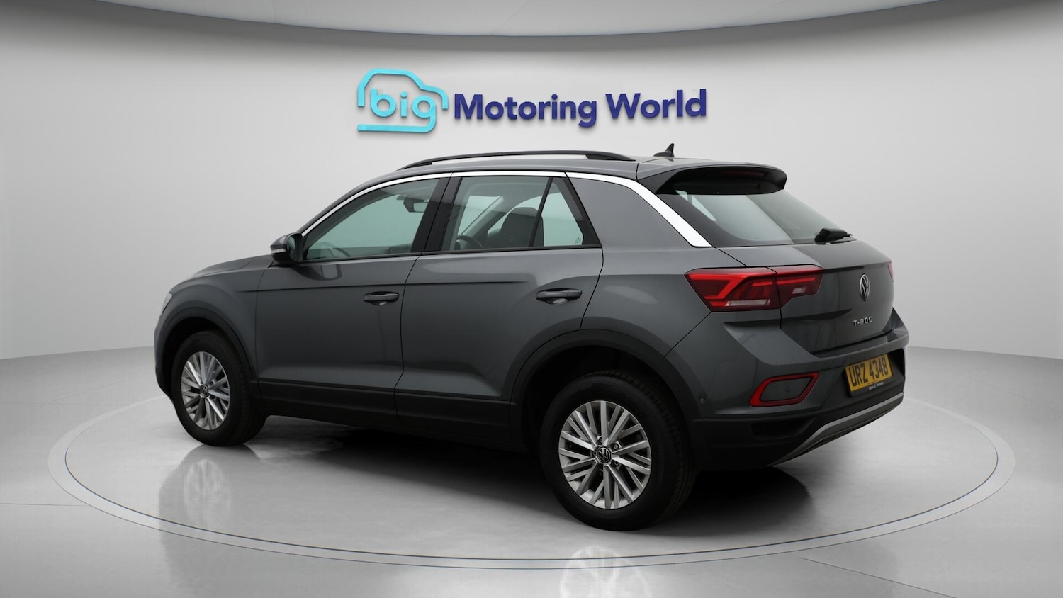 Used Volkswagen T-Roc 2023 for sale - 76431827: Photo 5