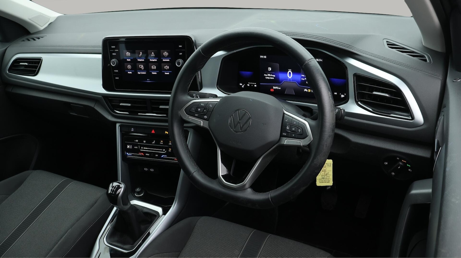 Used Volkswagen T-Roc 2023 for sale - 76431827: Photo 9