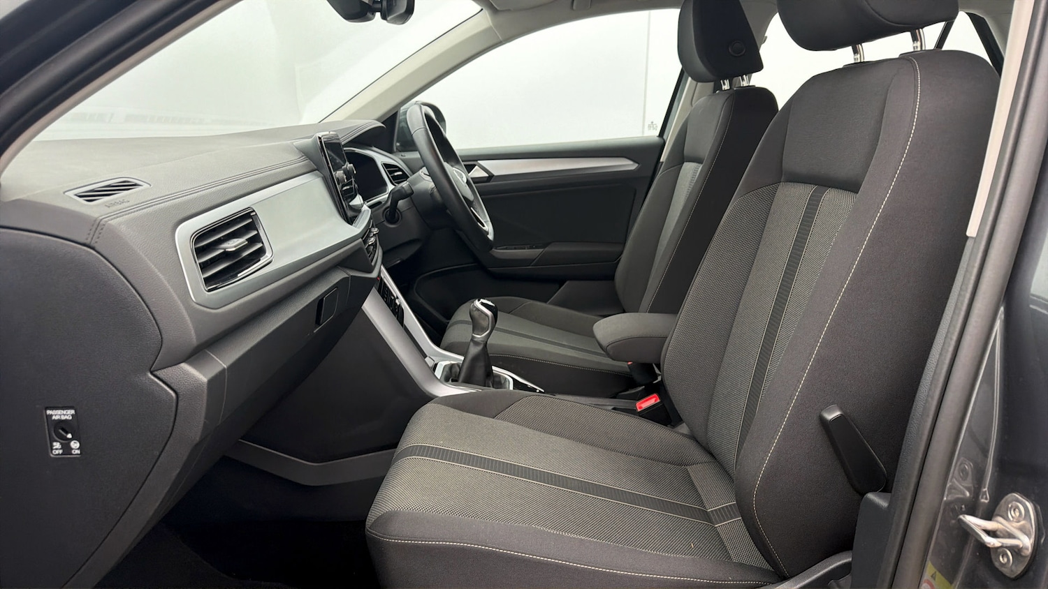 Used Volkswagen T-Roc 2023 for sale - 78052626: Photo 13