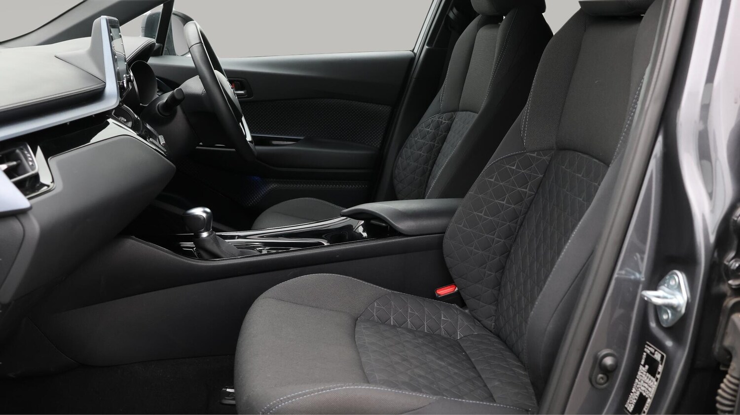 Used Toyota C-HR for sale - 76727808: Photo 14