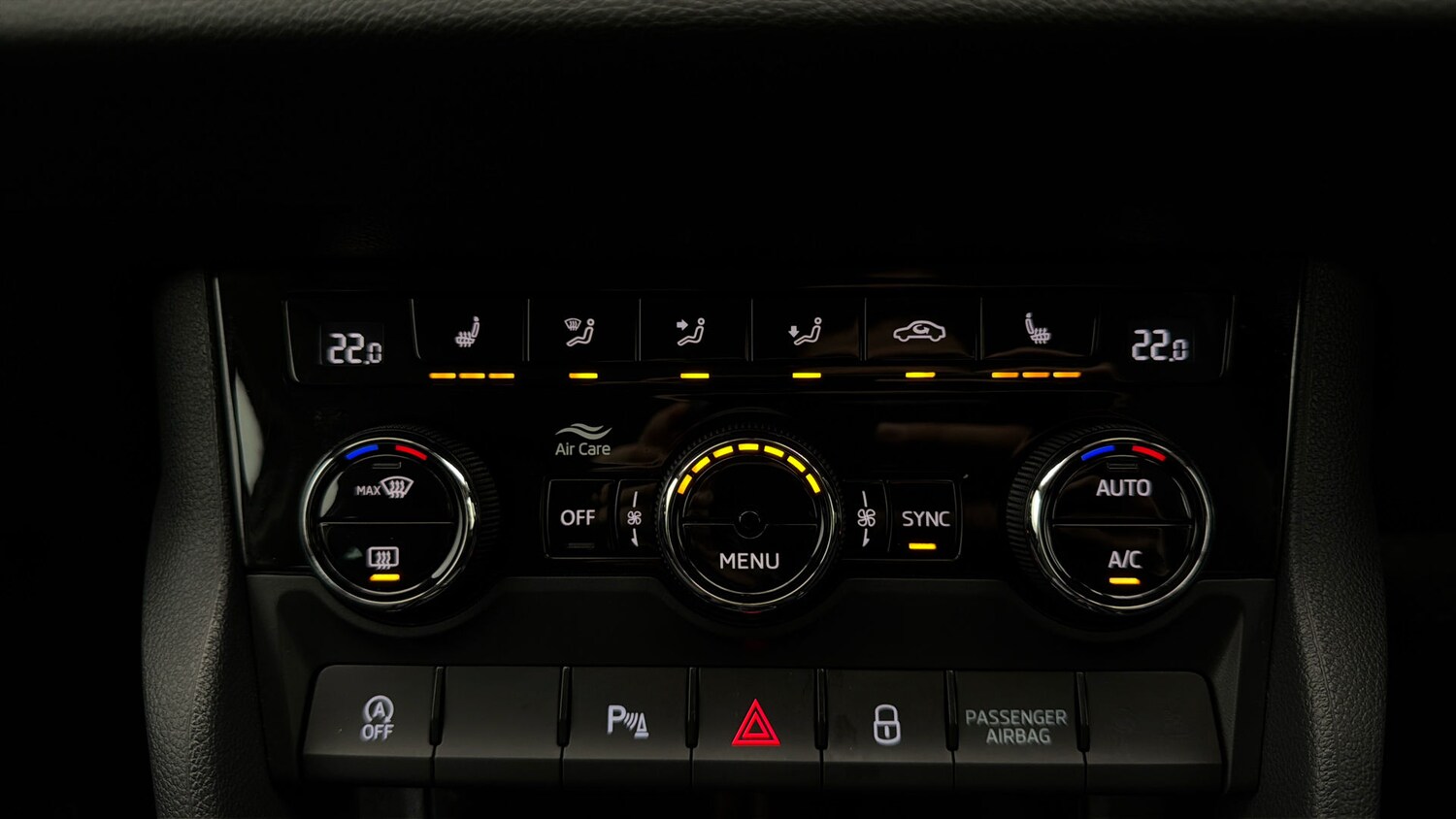 Used Skoda Karoq 2023 for sale - 78197899: Photo 11