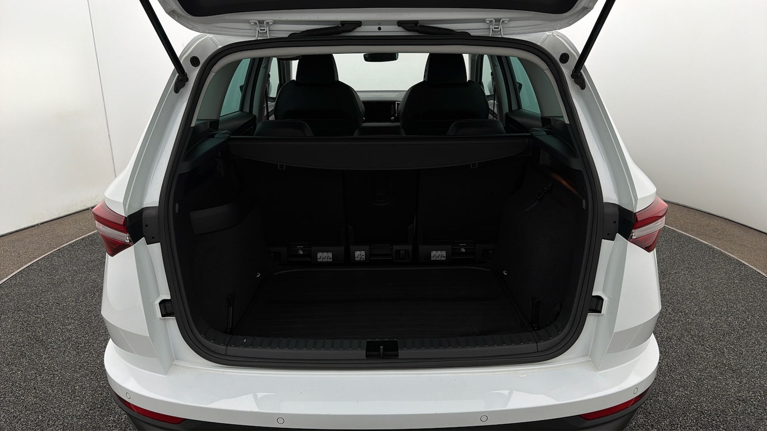 Used Skoda Karoq 2023 for sale - 78197899: Photo 16