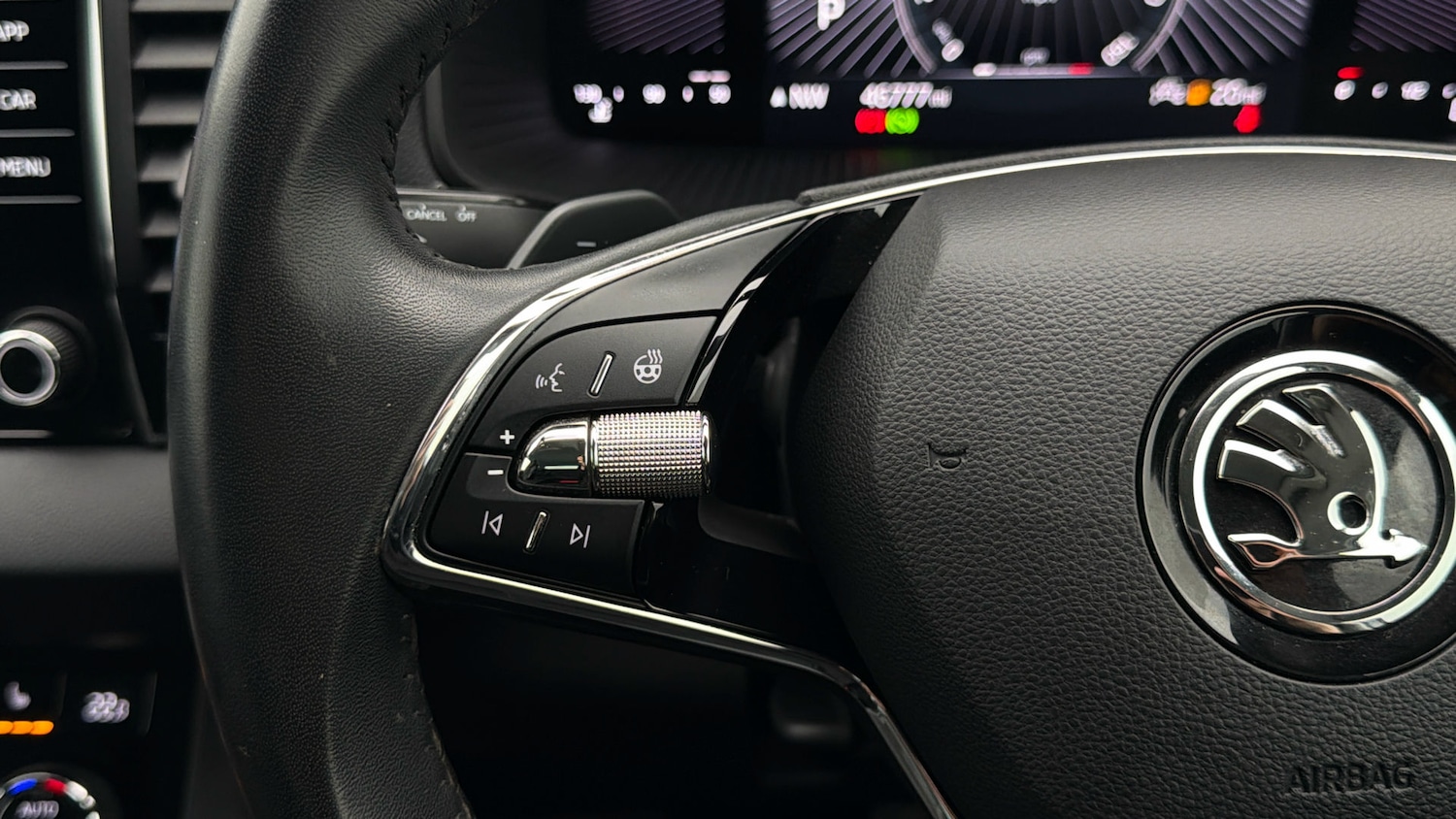 Used Skoda Karoq 2023 for sale - 78197899: Photo 23