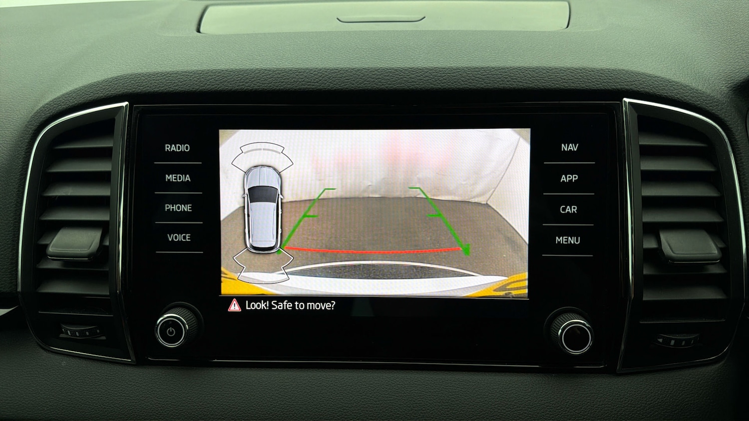 Used Skoda Karoq 2023 for sale - 78197899: Photo 26