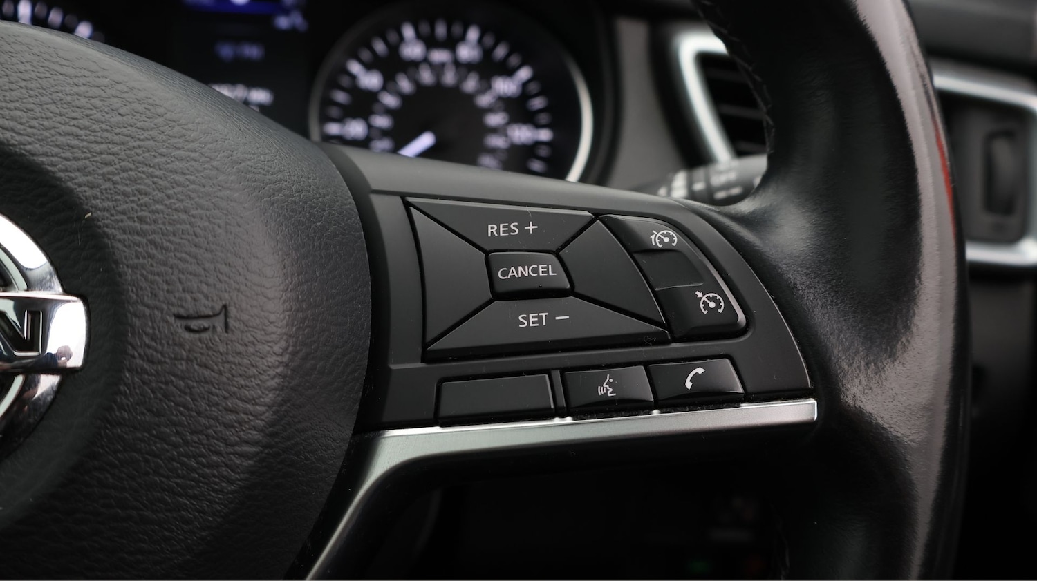 Used Nissan Qashqai 2020 for sale - 77668318: Photo 25