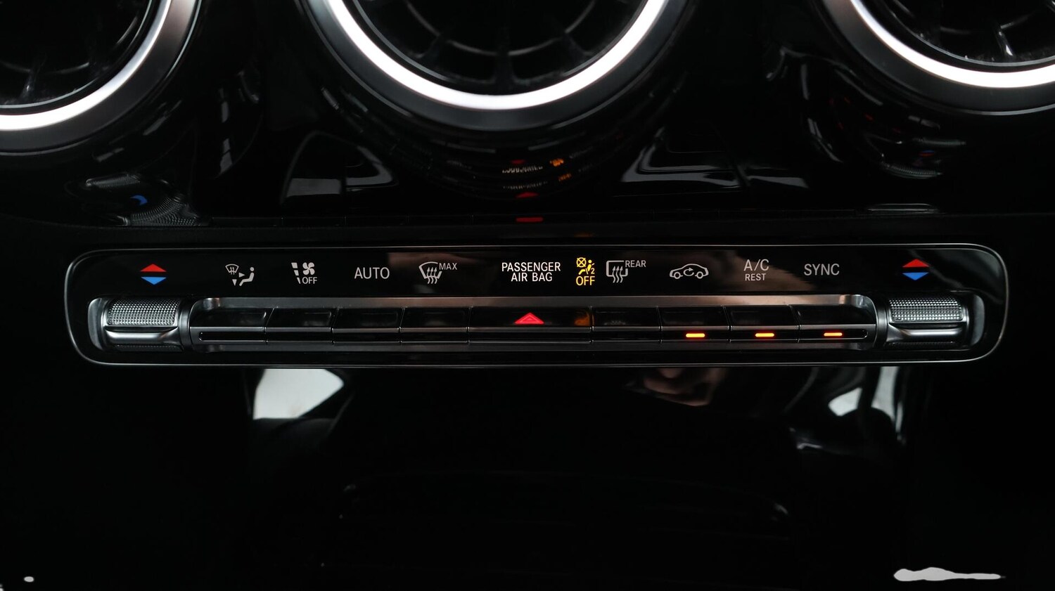 Used Mercedes-Benz A-Class 2019 for sale - 76657980: Photo 13