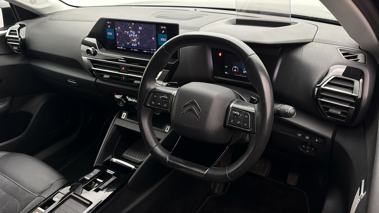 Used Citroen C4 2023 for sale - 77952218: Photo 9