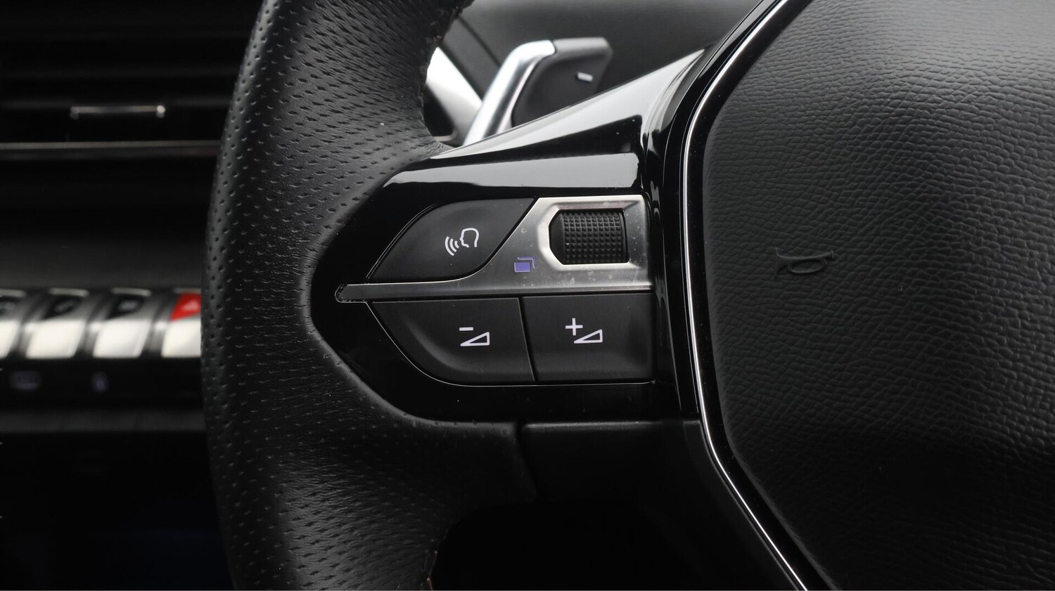 Used Peugeot 3008 for sale - 76728108: Photo 26