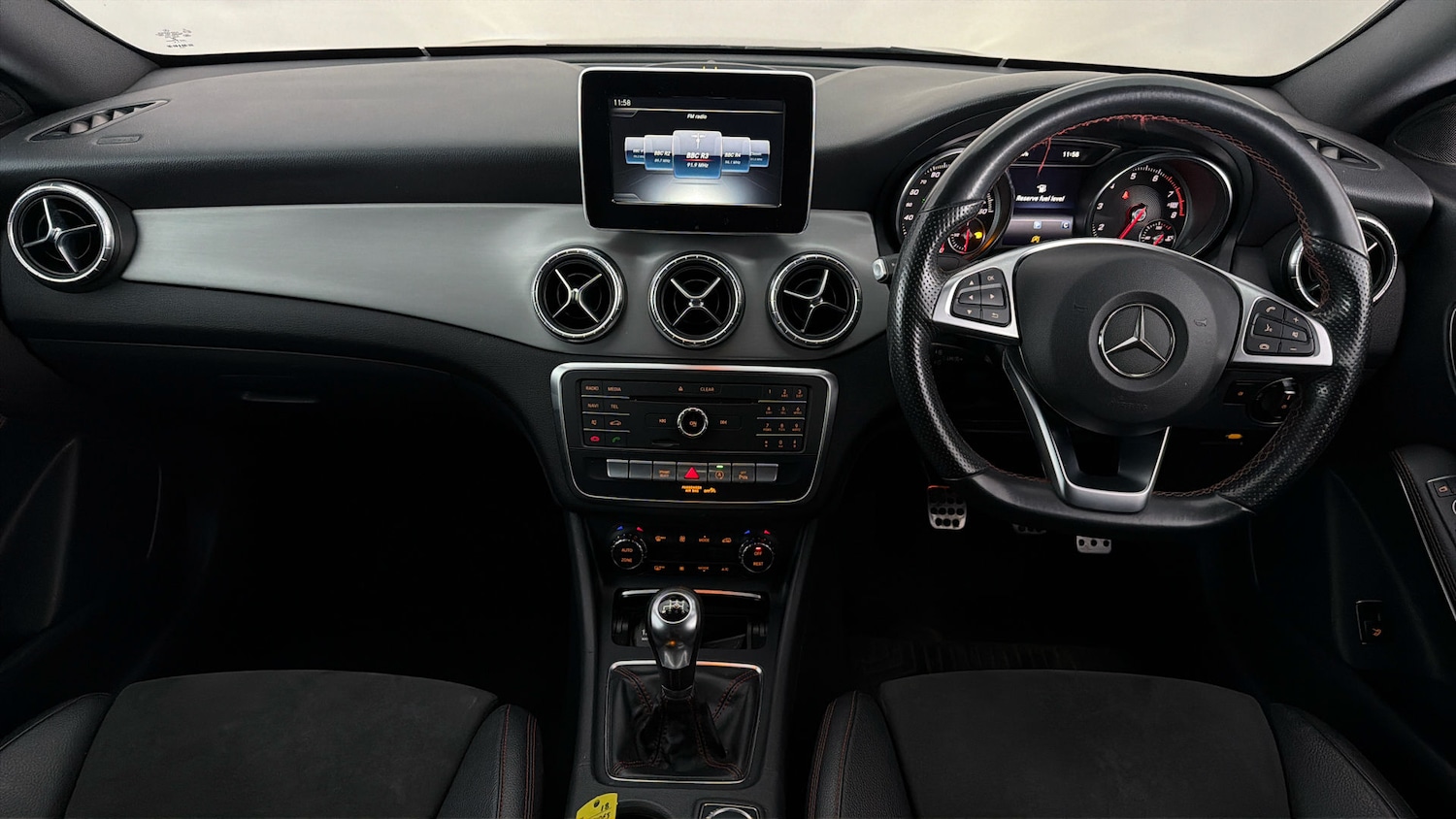 Used Mercedes-Benz CLA 2018 for sale - 77730820: Photo 12