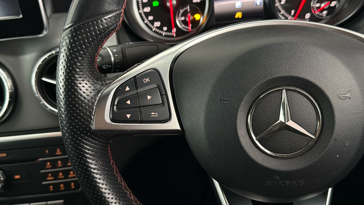 Used Mercedes-Benz CLA 2018 for sale - 77730820: Photo 22