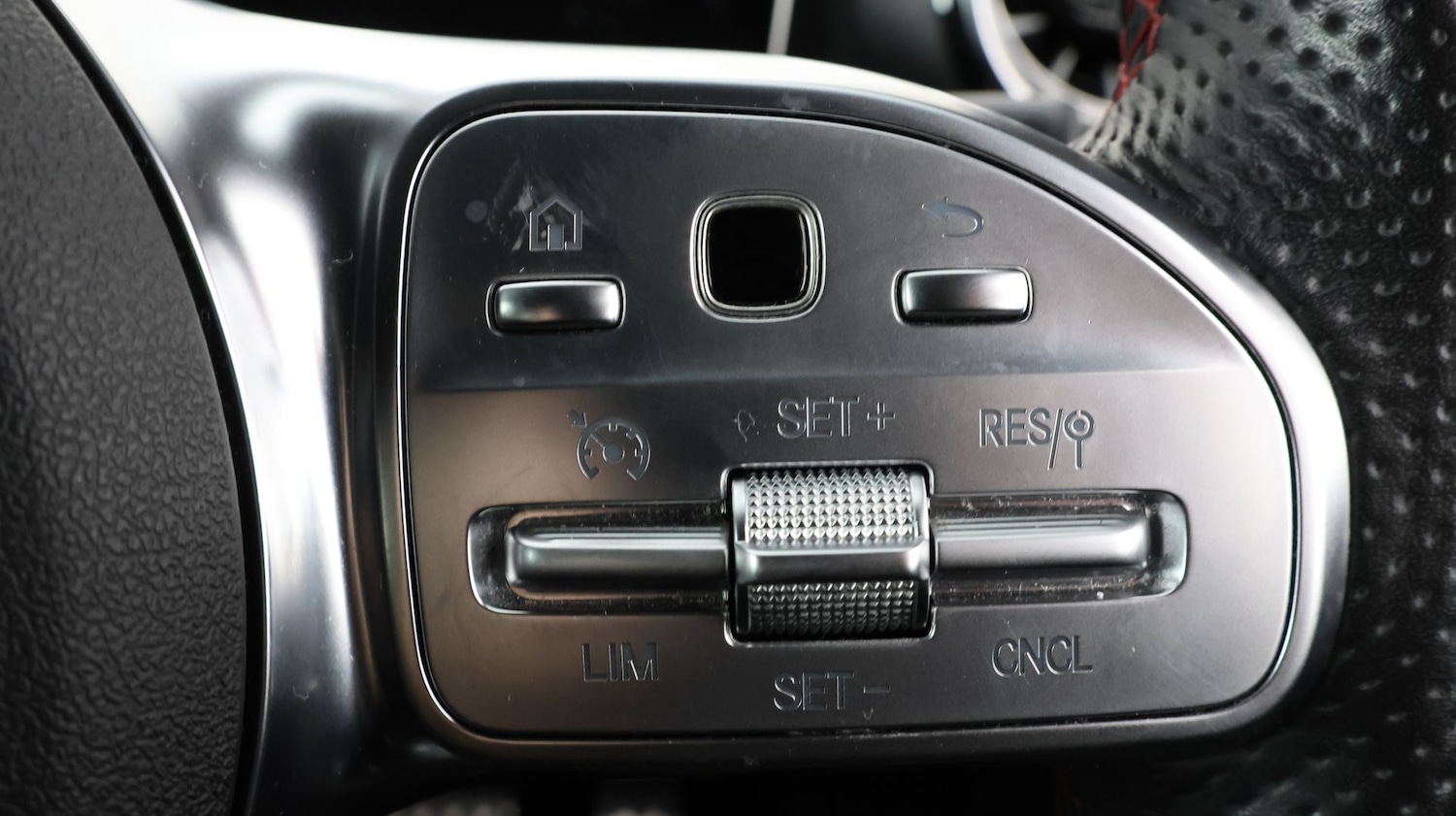 Used Mercedes-Benz A-Class 2018 for sale - 77461597: Photo 22