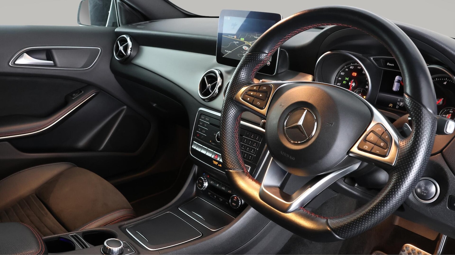 Used Mercedes-Benz GLA 2018 for sale - 76634210: Photo 13