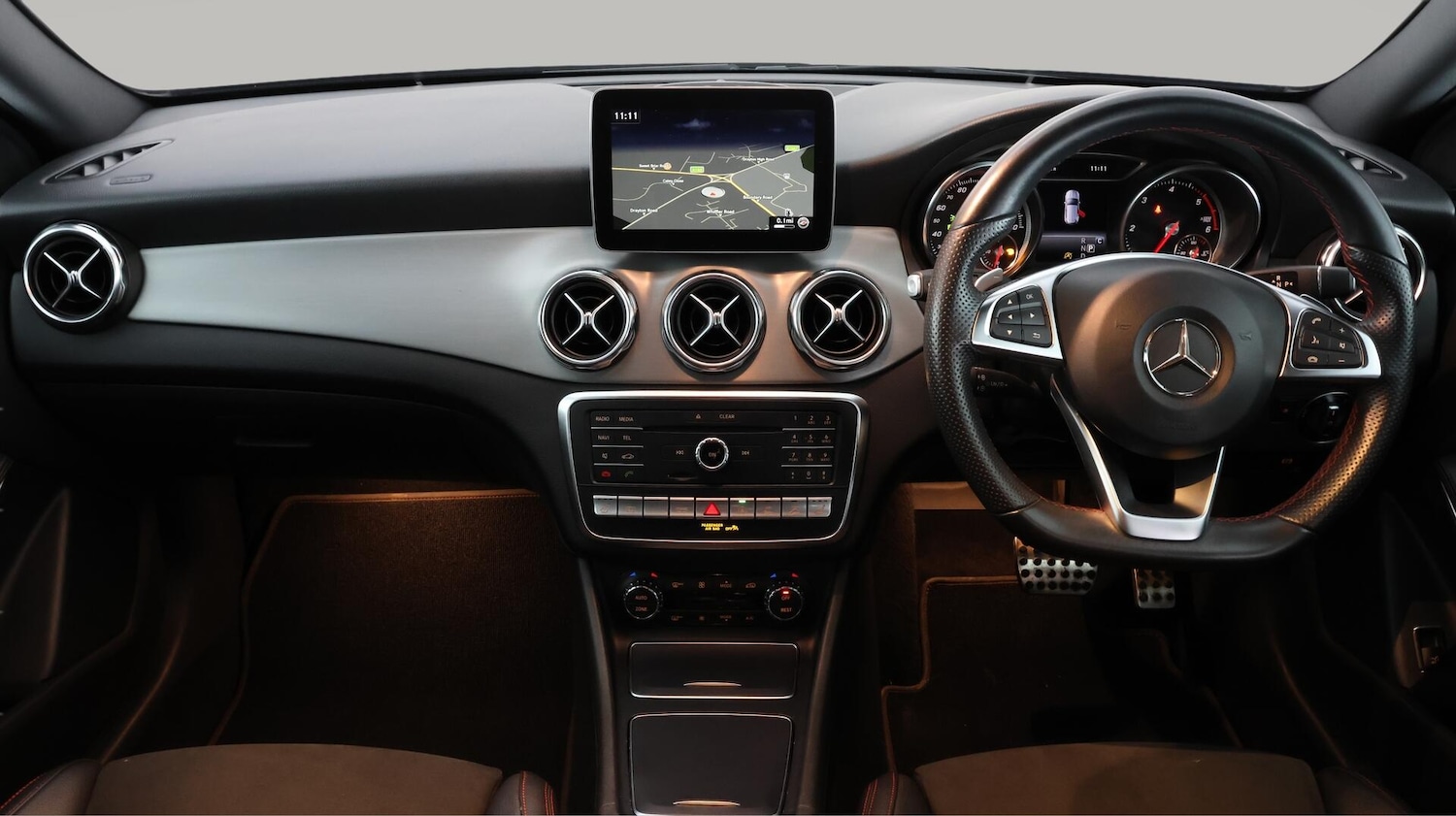 Used Mercedes-Benz GLA 2018 for sale - 76634210: Photo 9