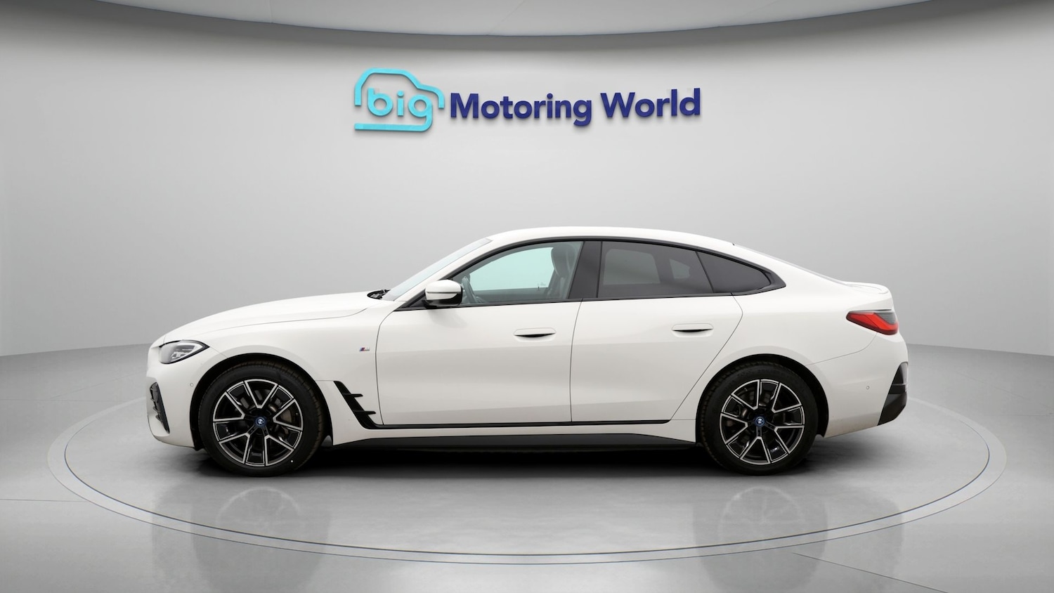 Used BMW i4 2022 for sale - 77367540: Photo 4