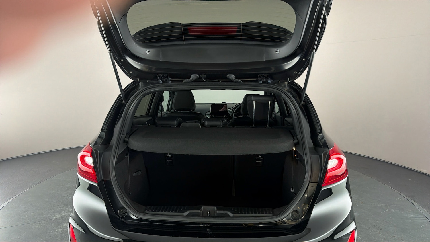 Used Ford Fiesta 2018 for sale - 77733058: Photo 17