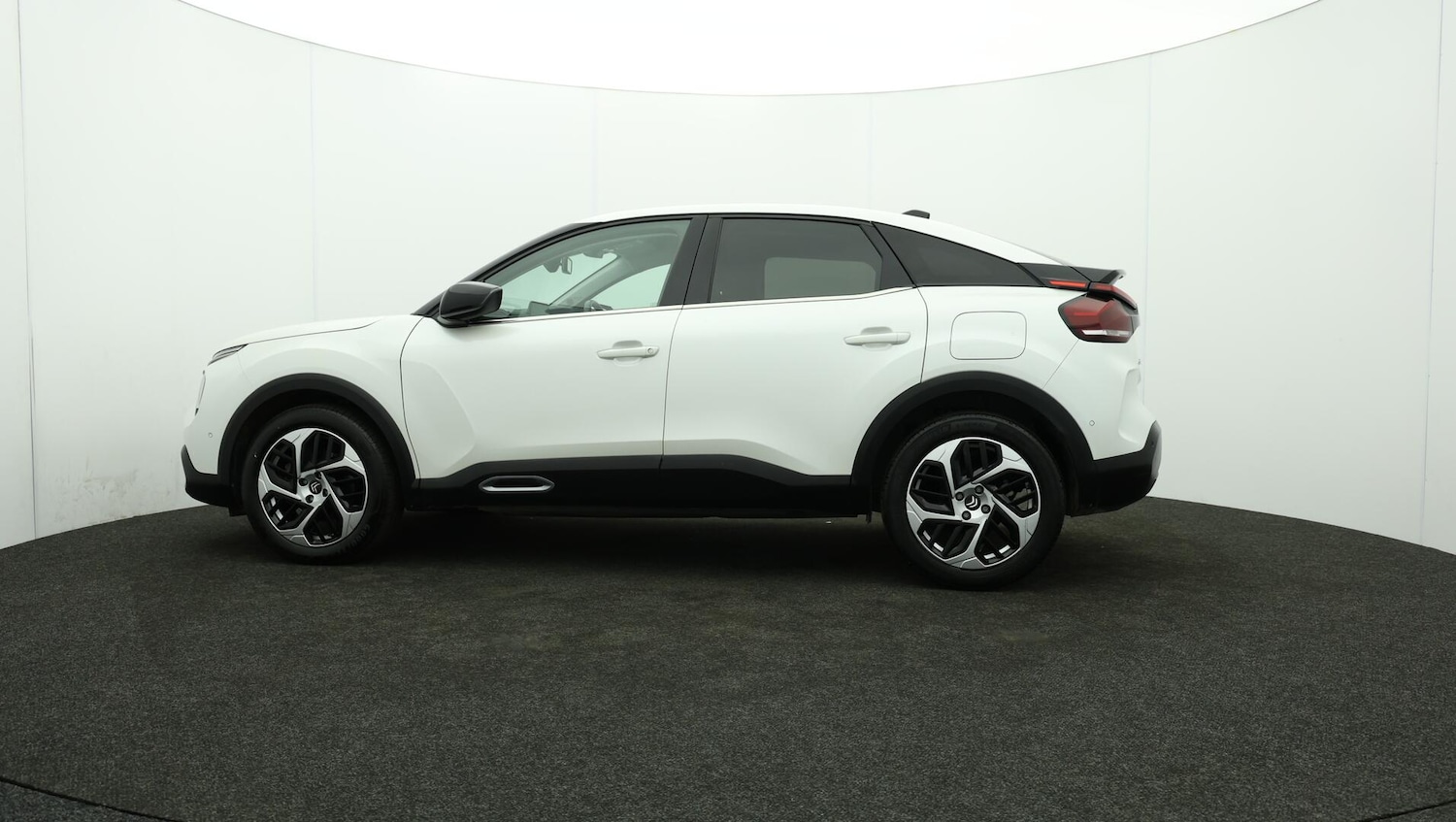 Used Citroen C4 2023 for sale - 76446601: Photo 74