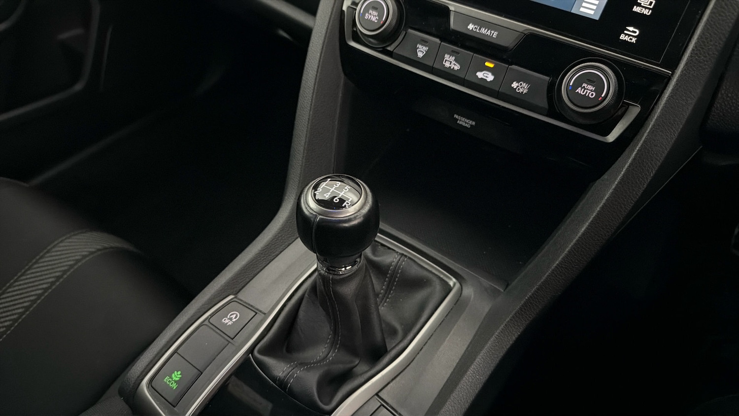 Used Honda Civic 2018 for sale - 77919176: Photo 25