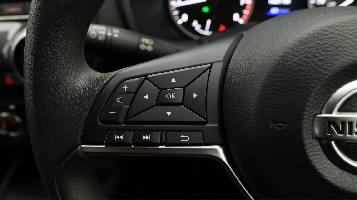 Used Nissan Juke 2021 for sale - 76388405: Photo 24