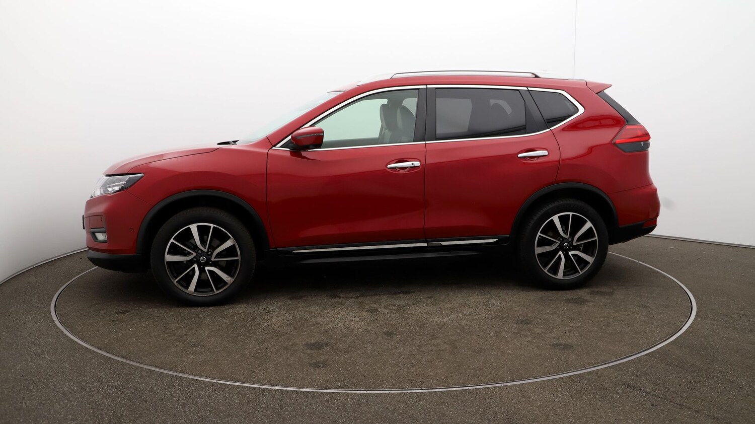 Used Nissan X-Trail for sale - 76815480: Photo 58