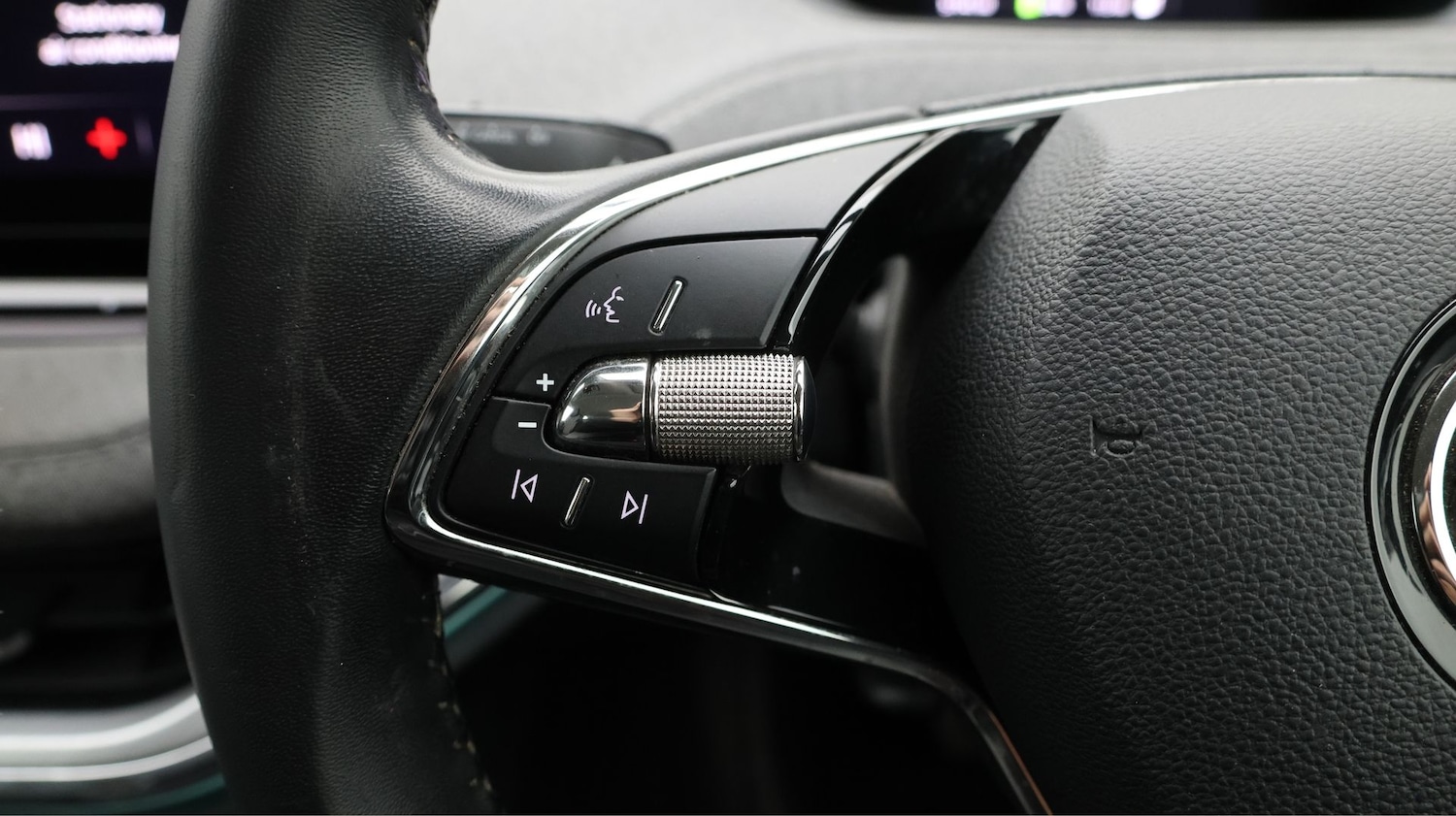 Used Skoda Enyaq 2022 for sale - 77235836: Photo 25