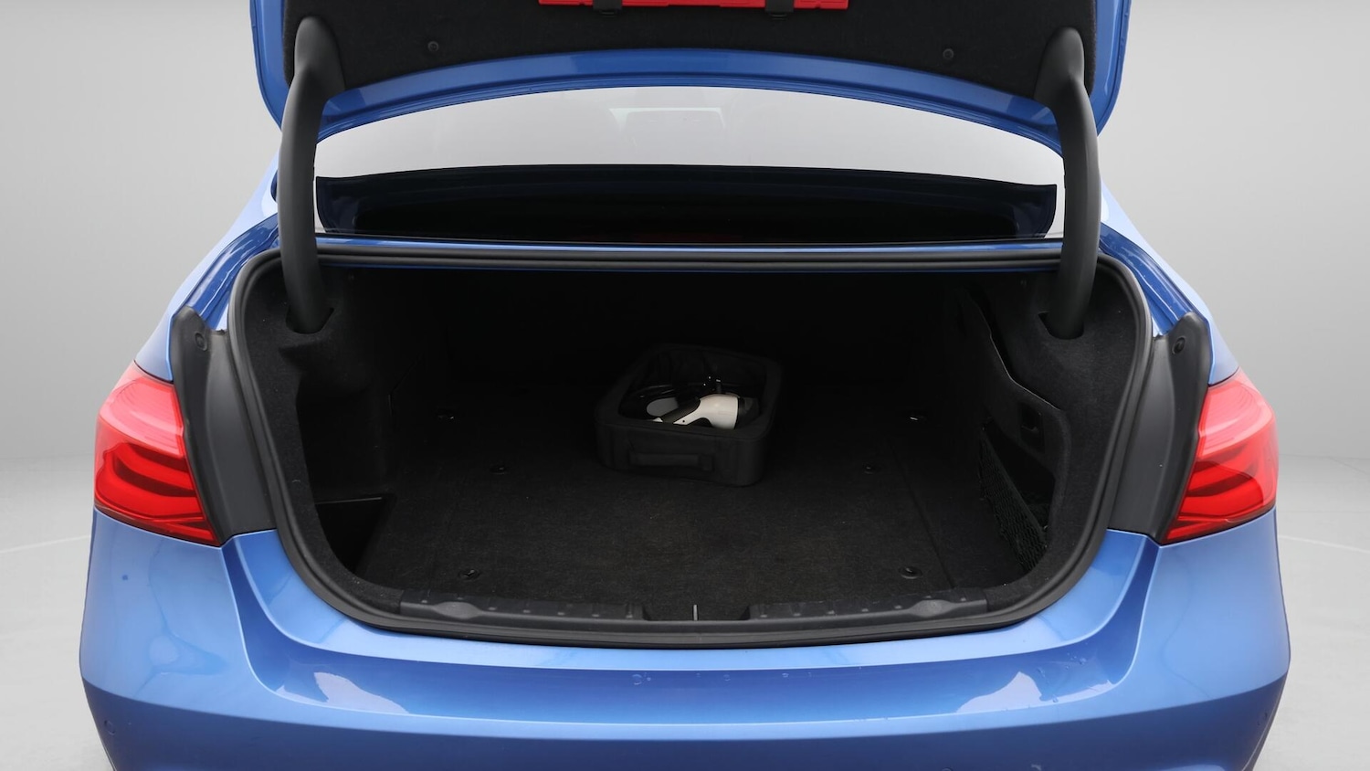 Used BMW 3 Series 2017 for sale - 76645134: Photo 17