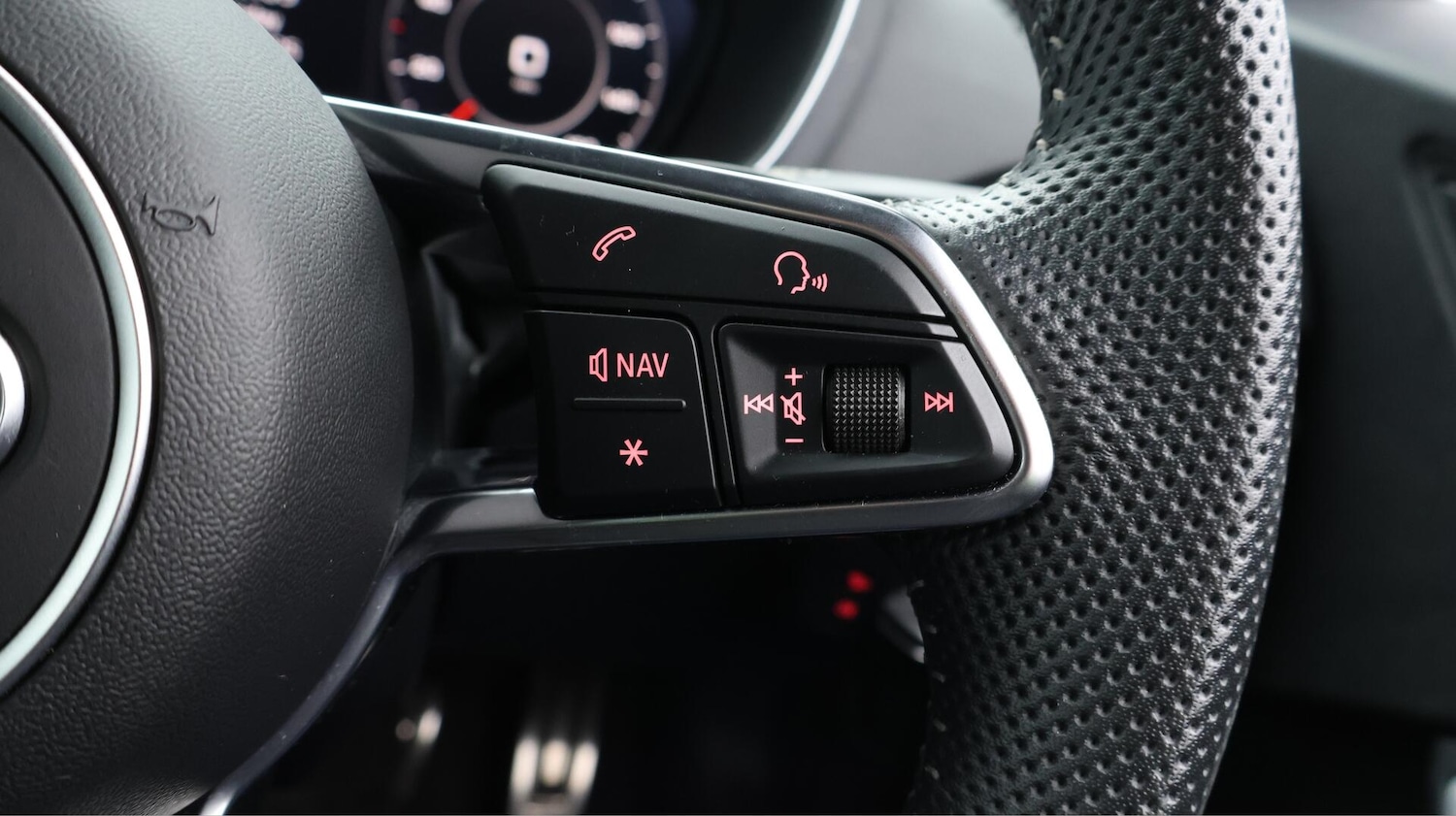 Used Audi TT 2022 for sale - 76137608: Photo 38