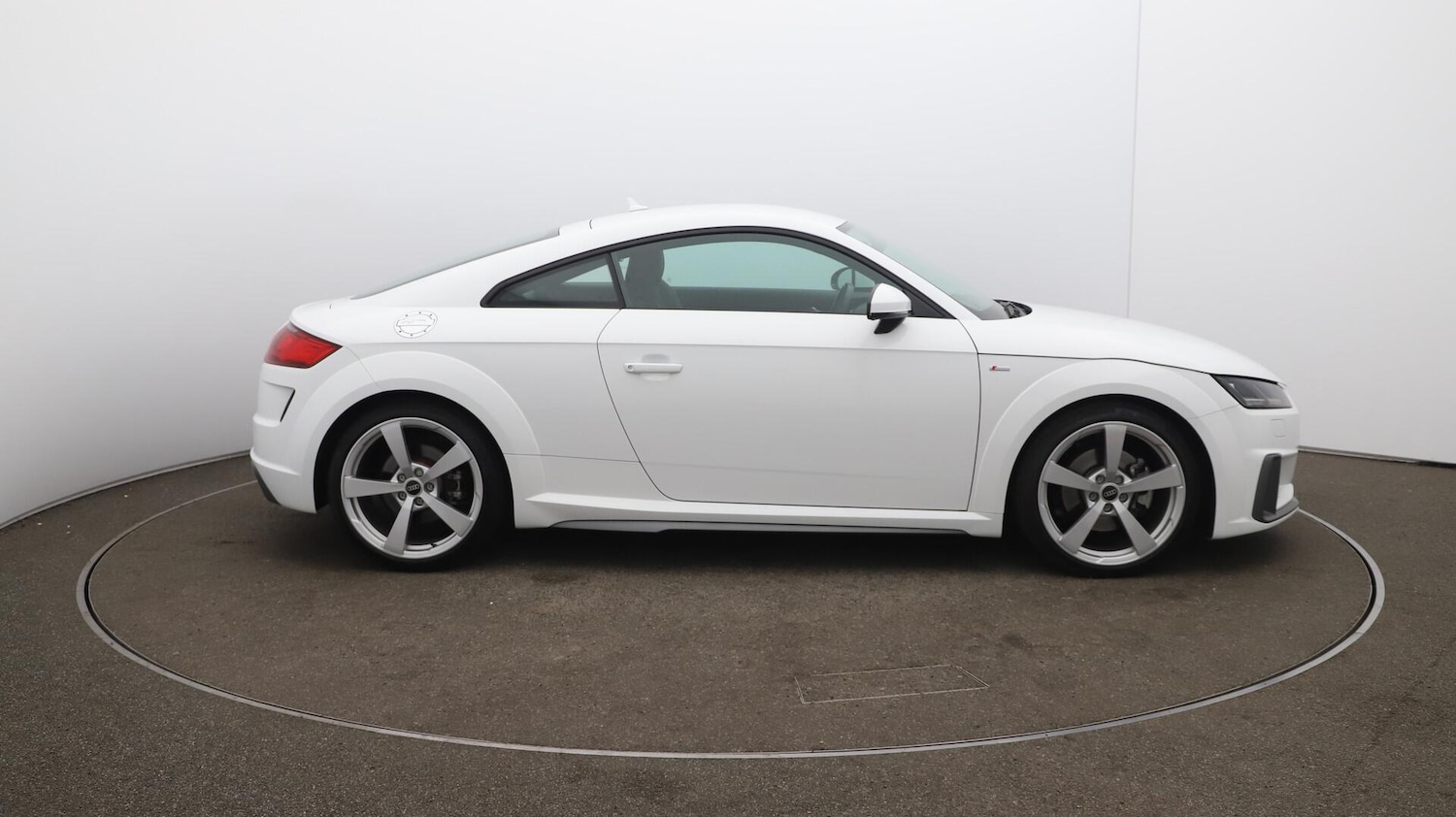 Used Audi TT 2022 for sale - 76137608: Photo 40