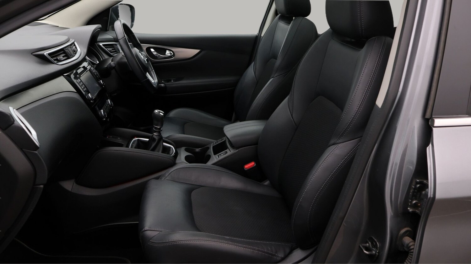 Used Nissan Qashqai 2018 for sale - 77649927: Photo 14