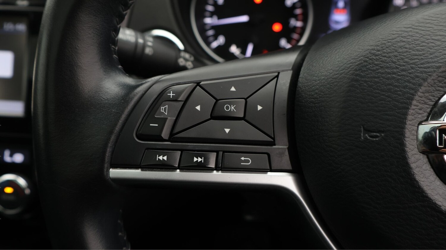 Used Nissan Qashqai 2018 for sale - 77649927: Photo 22