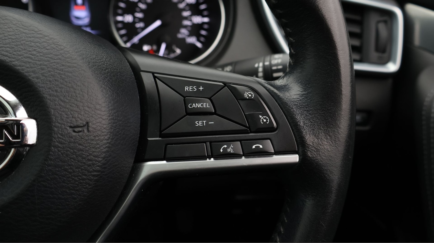 Used Nissan Qashqai 2018 for sale - 77649927: Photo 23