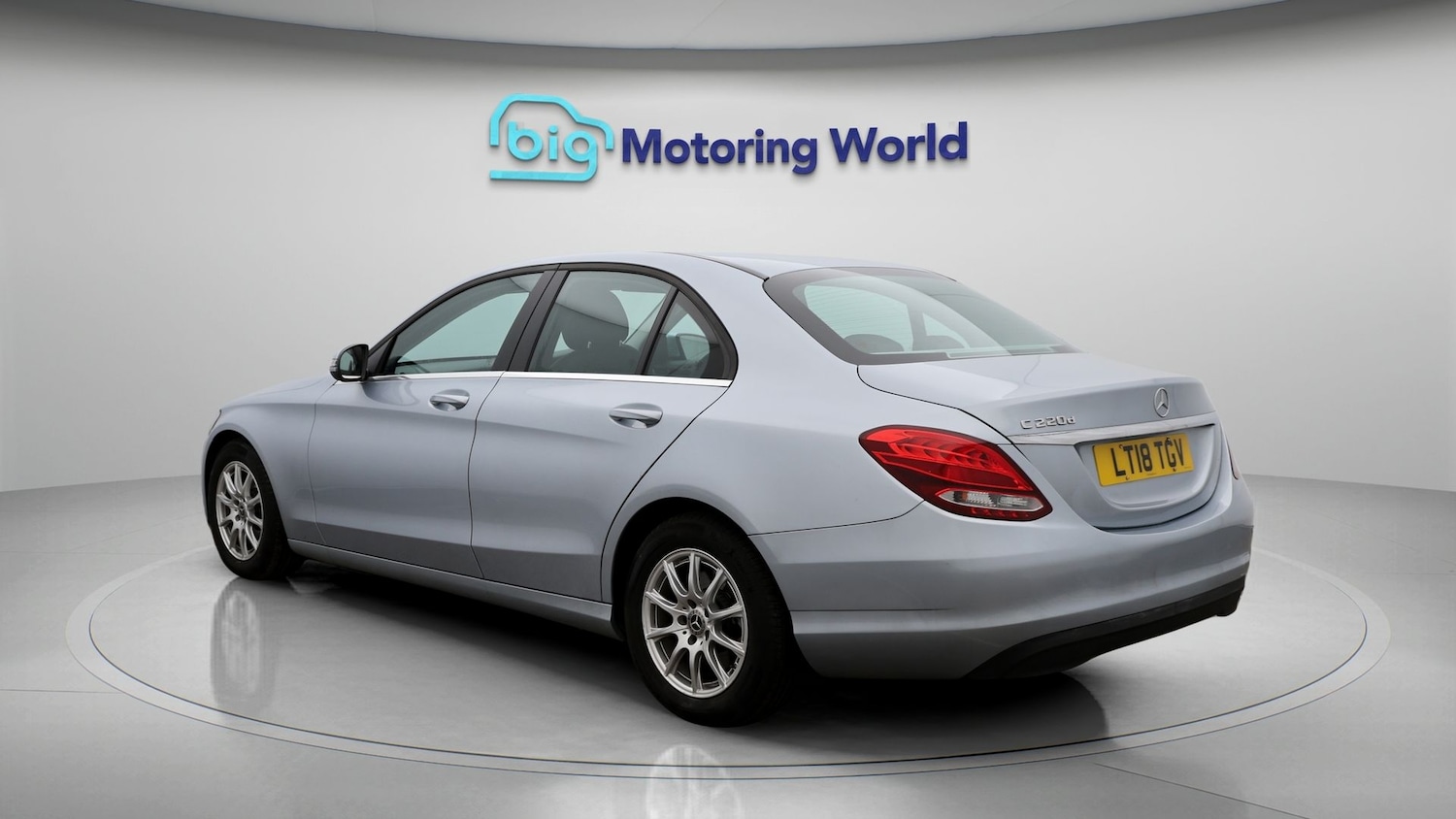 Used Mercedes-Benz C Class 2018 for sale - 77206872: Photo 5