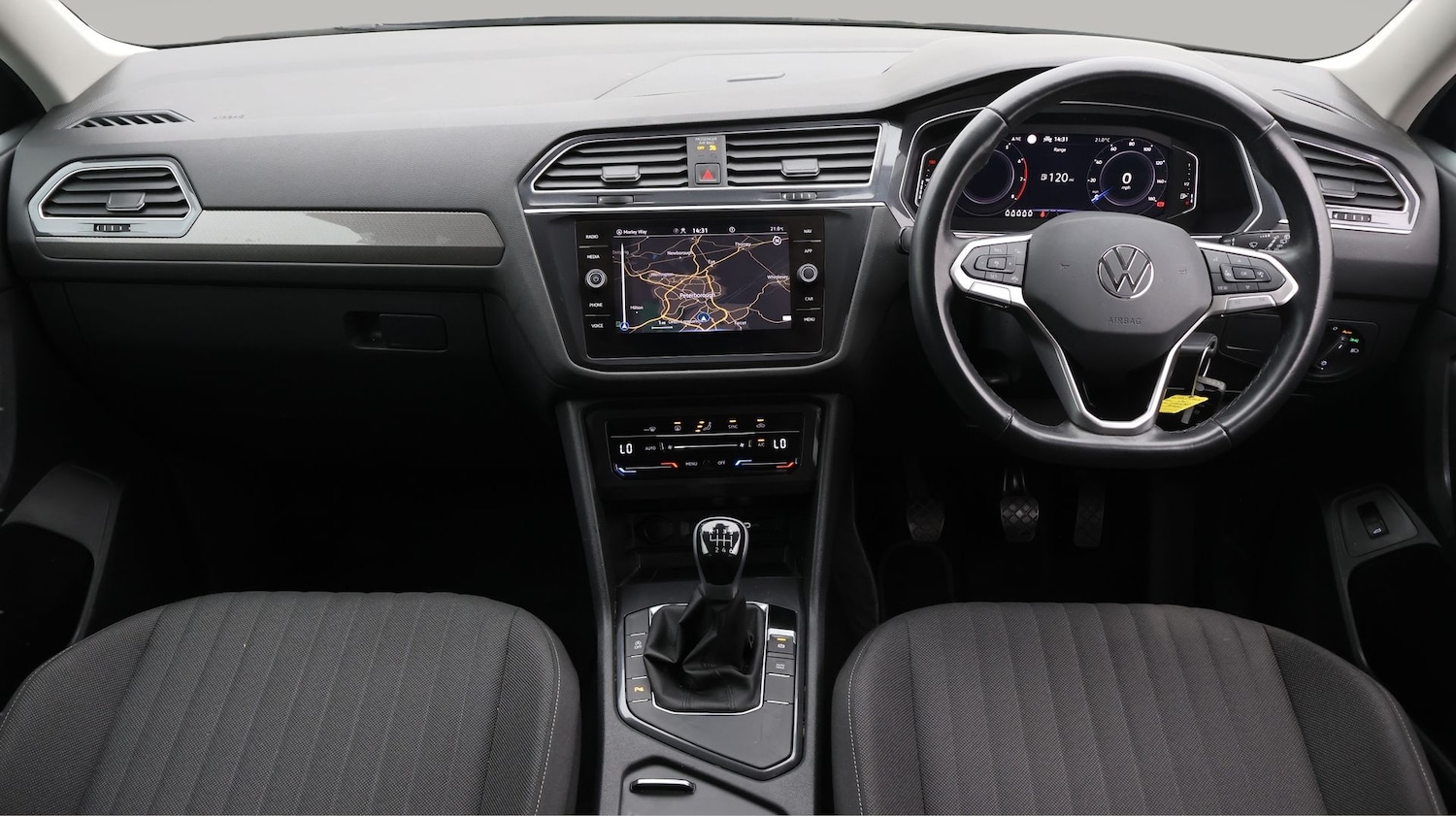Used Volkswagen Tiguan Allspace 2024 for sale - 77669396: Photo 13
