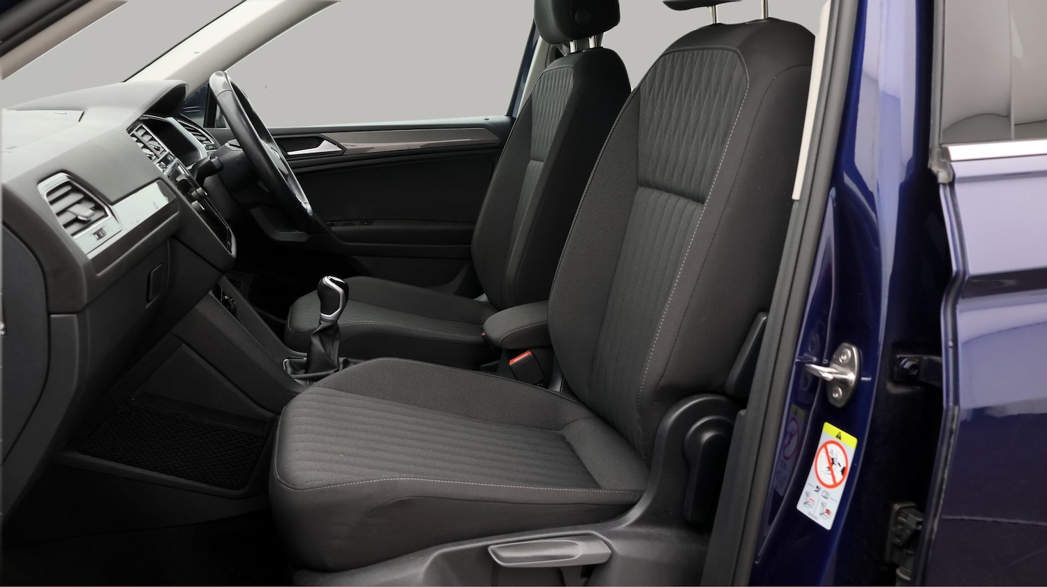 Used Volkswagen Tiguan Allspace 2024 for sale - 77669396: Photo 14