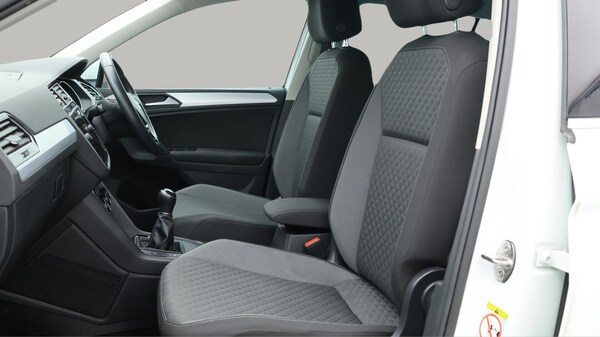 Used Volkswagen Tiguan 2019 for sale - 76200278: Photo 15